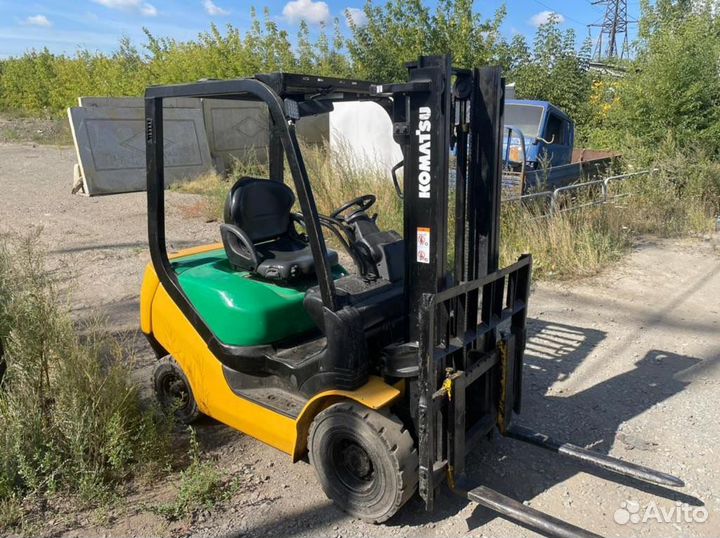 Дизельный порузчик Komatsu 1,5 тонны