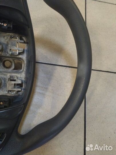 Руль Renault Sandero 2 K7M