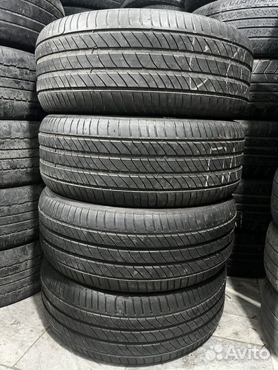 Michelin Primacy 4 235/55 R17