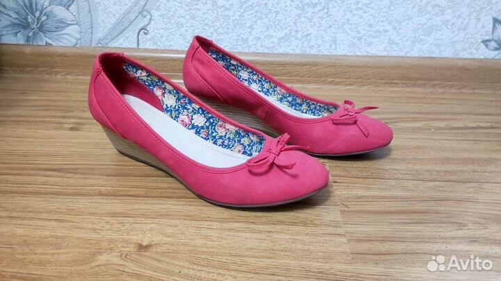 Продаю туфли