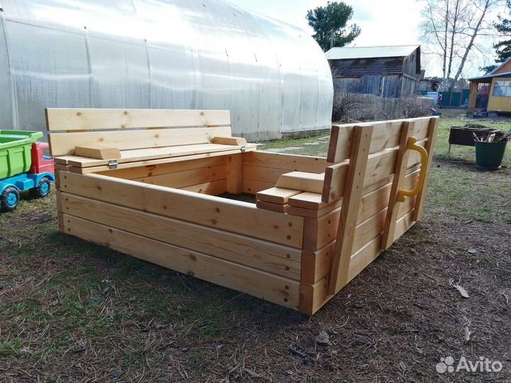 Песочница с крышкой-лавочками Эко