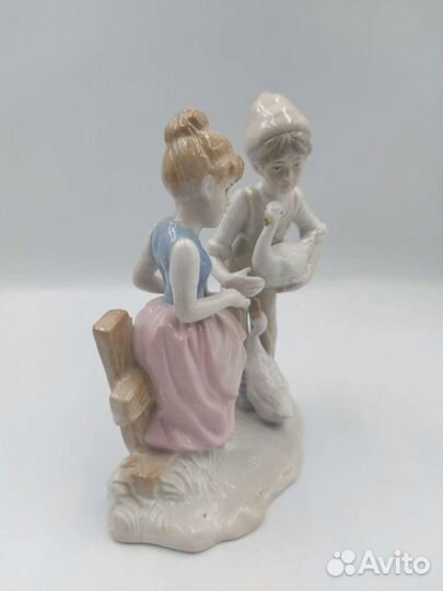 Винтажная статуэтка 