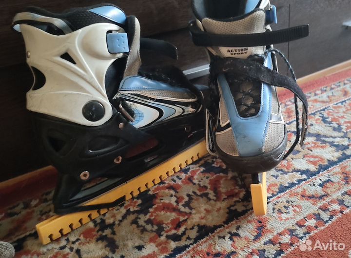 Коньки хоккейные детские