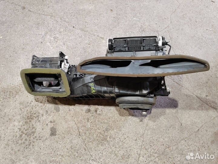 Отопитель в сборе (печка) Volkswagen Passat CC