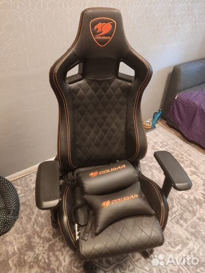 Игровое кресло Cougar Armor one