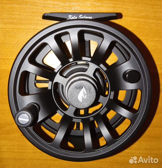 Нахлыстовая катушка