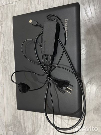 Ноутбук Lenovo