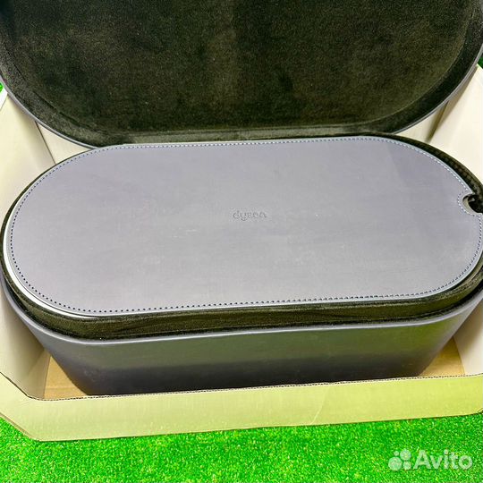 Стайлер Dyson