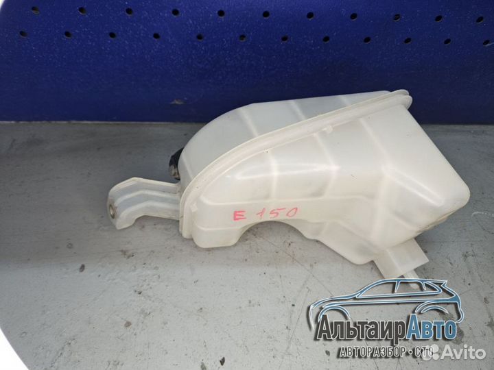 Бачок расширительный Toyota Corolla e150