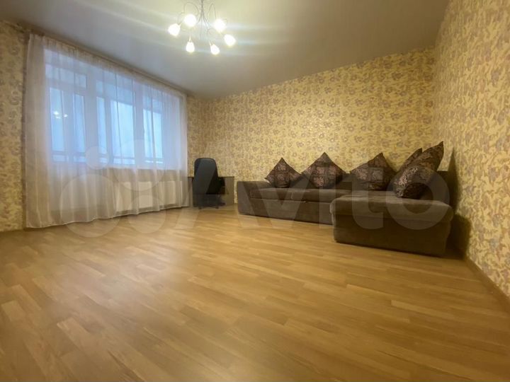 2-к. квартира, 76 м², 10/20 эт.