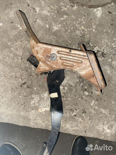 Педаль тормоза nissan almera N16