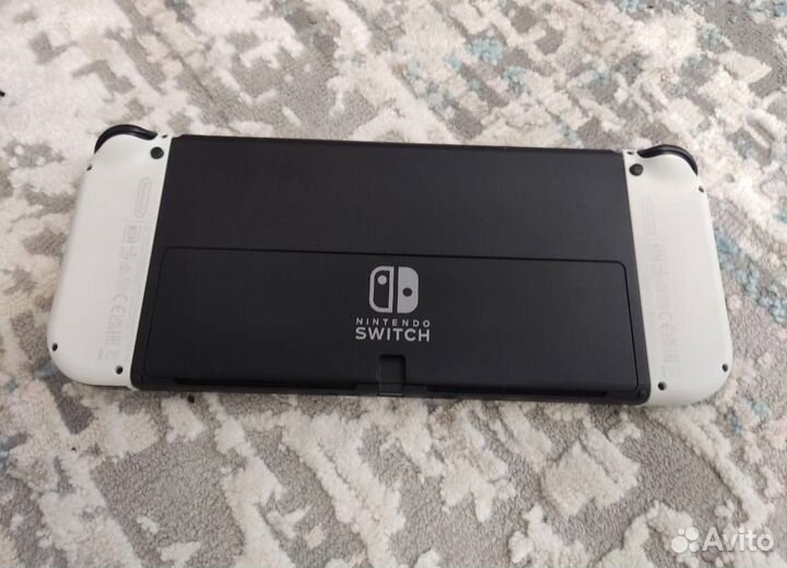 Игровая приставка Nintendo Switch Oled White