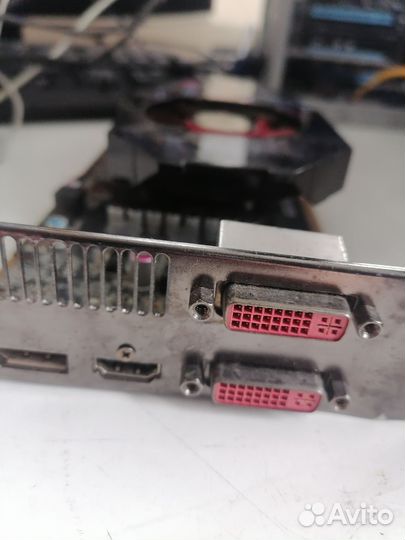 Видеокарта XFX HD-5770