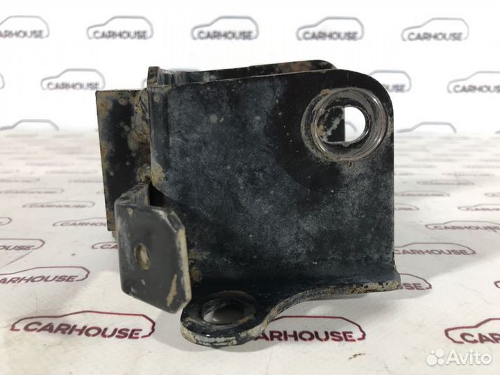 Кронштейн кпп Mazda Familia 1.5 2001