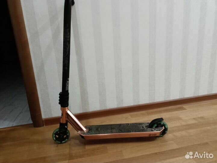 Трюковой самокат oxelo