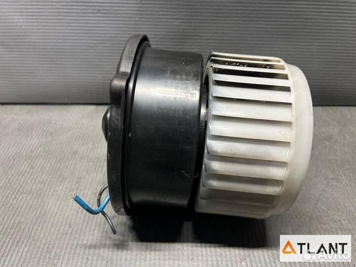 Мотор печки mitsubishi colt