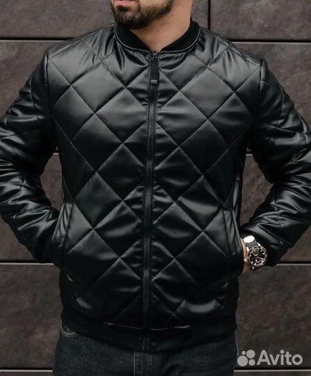 Бомбер мужской стеганый