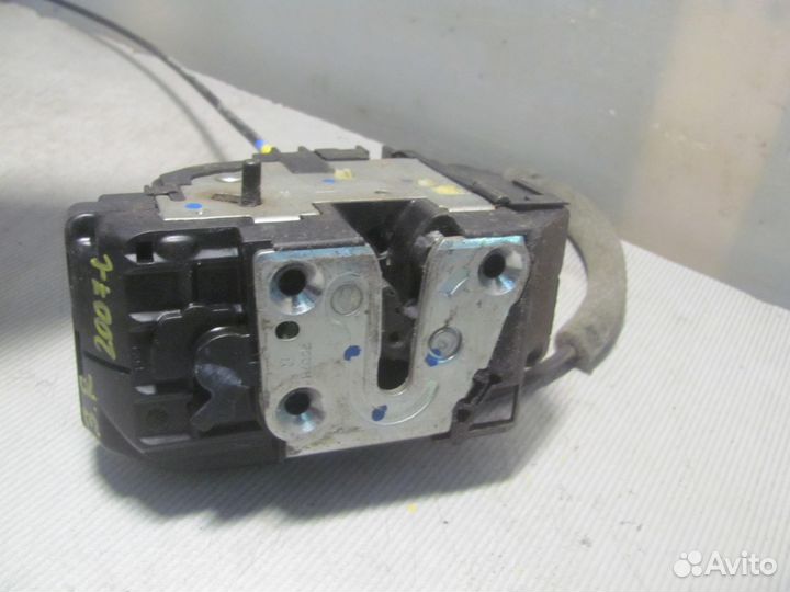 Замок двери задней правой Nissan Note E11 2005-2013