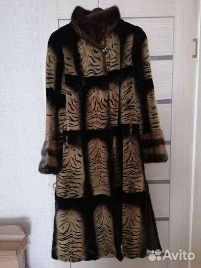 Шуба стриженный бобер, воротник и манжеты норка