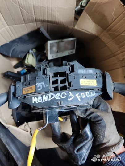 Подрулевой переключатель Ford Mondeo 3