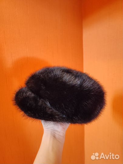 Зимняя норковая кепка