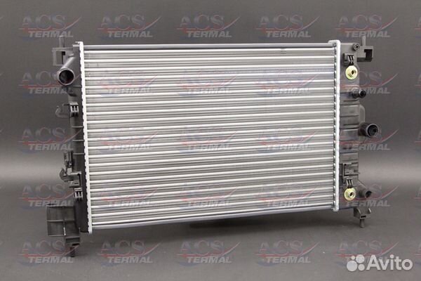 Радиатор охлаждения Шевроле Авео T300 1.6 12- AT