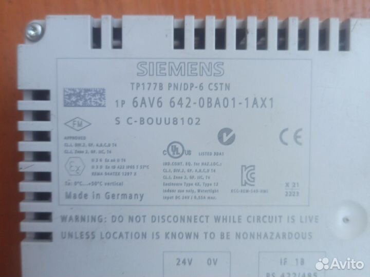 Панель оператора Siemens 6AV6 642-0BA01-1AX1
