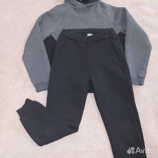 Костюм на мальчика 134