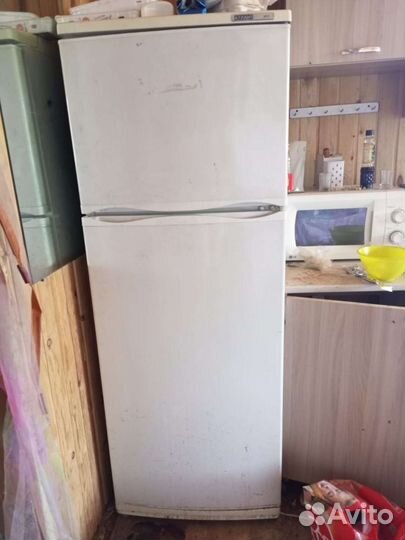 Холодильник на запчасти