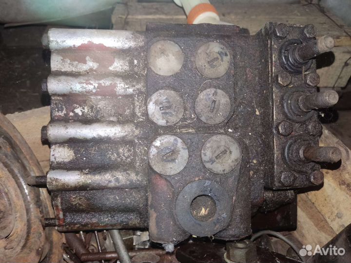 Распределитель мтз 80-3-081-10