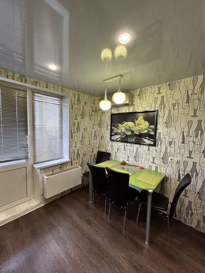 2-к. квартира, 59 м², 10/10 эт.