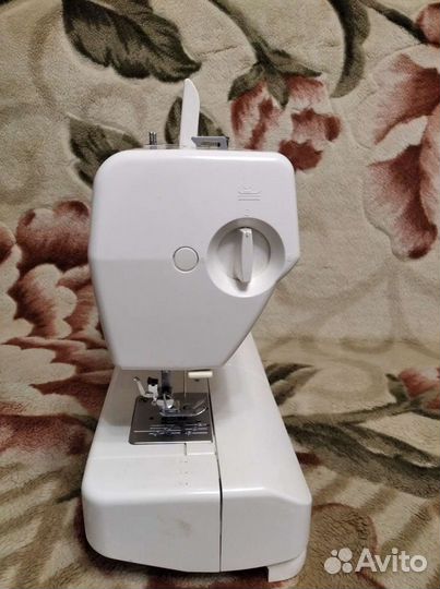 Швейная машина elna 2100