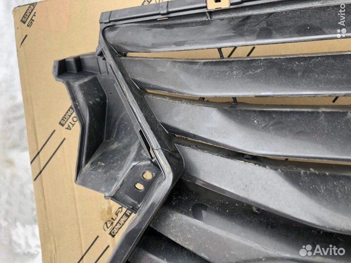 Решетка радиатора на Lexus RX