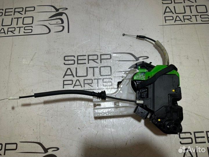 Замок двери передний правый Kia Ceed JD D4FB 2013