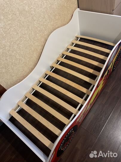 Детская кровать-машина Бельмарко от 2 лет