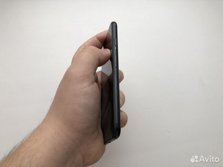 iPhone 7, 128 ГБ