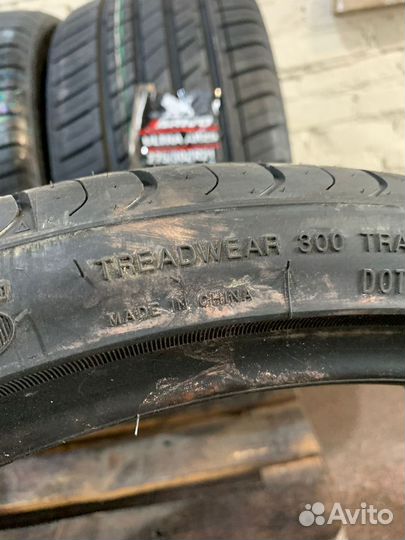 Arivo Ultra ARZ5 275/30 R21 и 245/35 R21 98W