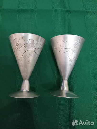 Продаю серебряные рюмки 916 пробы