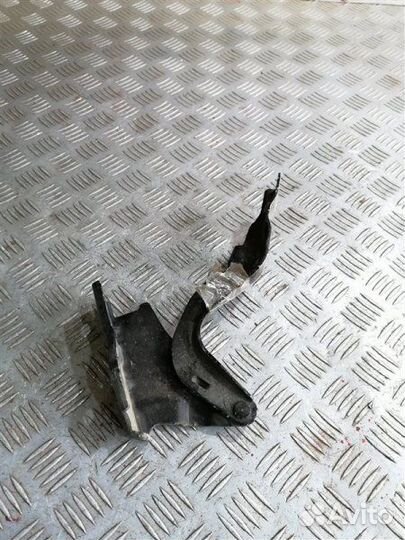 Петля капота передняя правая Hyundai Santa Fe CM