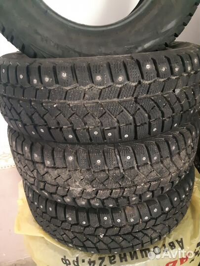 Viatti Bosco Nordico V-523 175/70 R13 82T