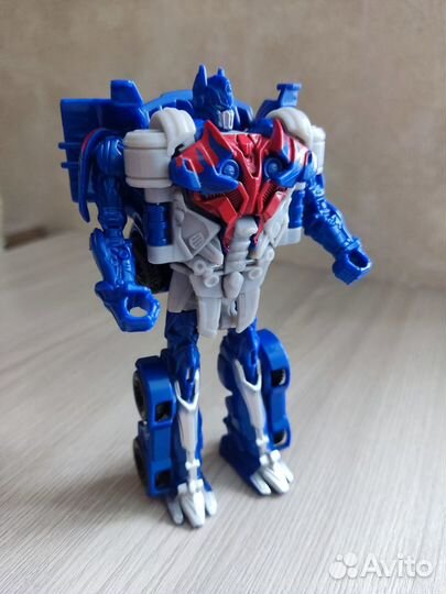 Трансформер Оптимус Прайм (v-2976b)