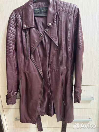 Кожаный плащ