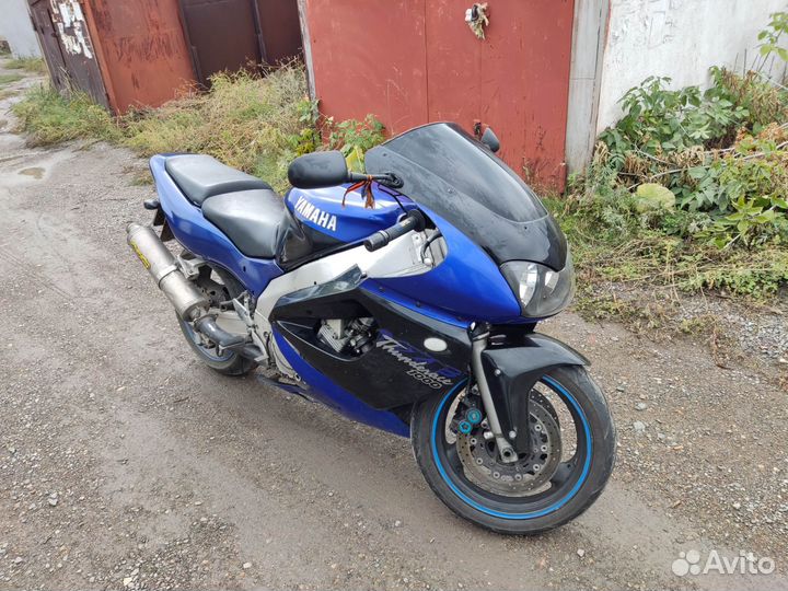 Yamaha yzf1000r