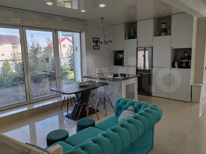 Дом 160 м² на участке 7 сот.