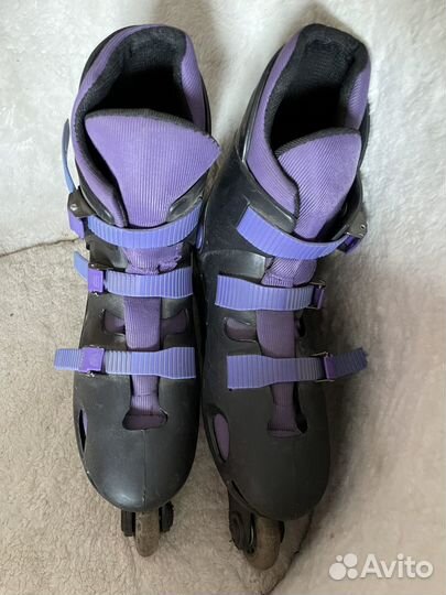 Роликовые коньки