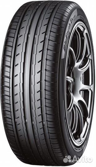 Yokohama Bluearth ES32 215/55 R16 97V