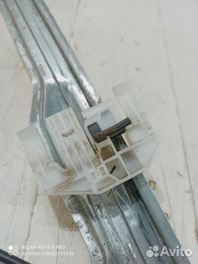 Стеклоподъемник передний правый Citroen C5