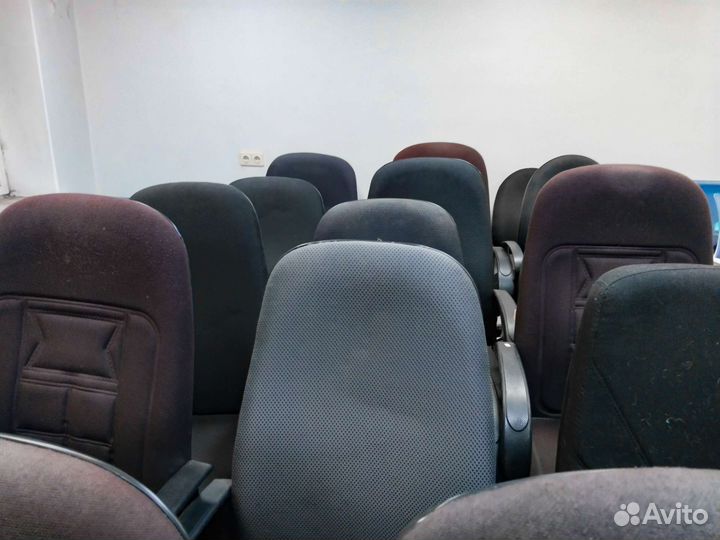 Компьютерное кресло офисное