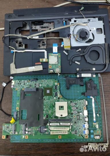 Ноутбук Lenovo V580C на запчасти