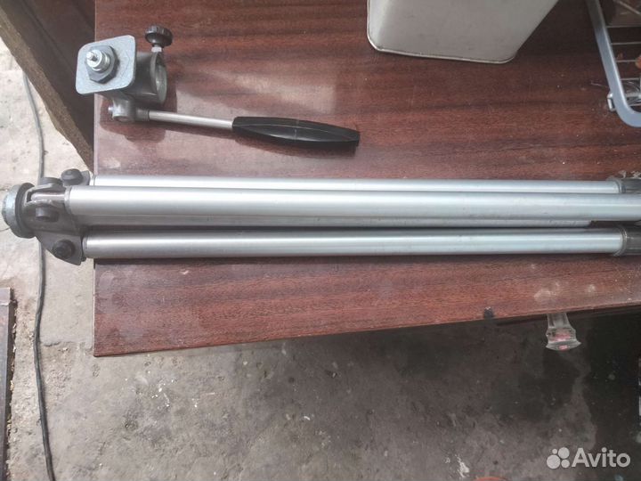 Штатив для фотоаппарата профессиональный